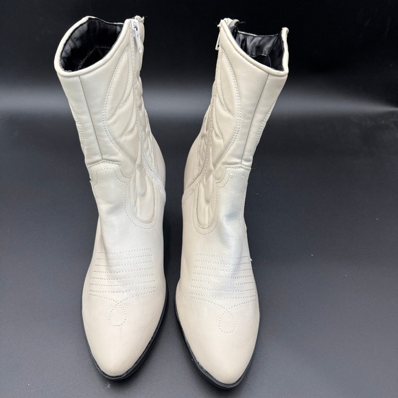 wild fable Shoes - Wild‎ Fable Midcalf Western Boots Women Cream Size 10 Faux Leather